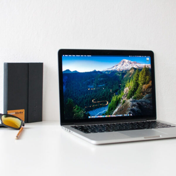 macbook-748857